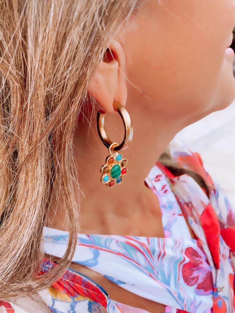Aretes Ankara