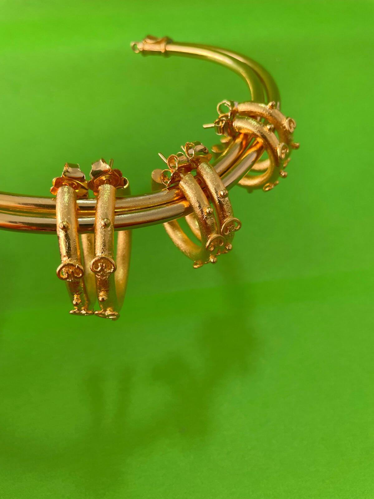 Aretes Aksaray Dorados