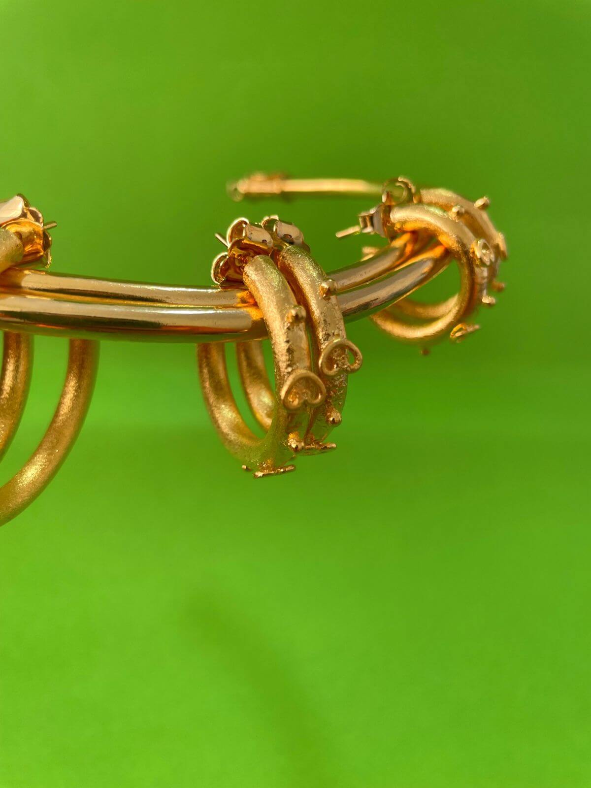 Aretes Aksaray Dorados