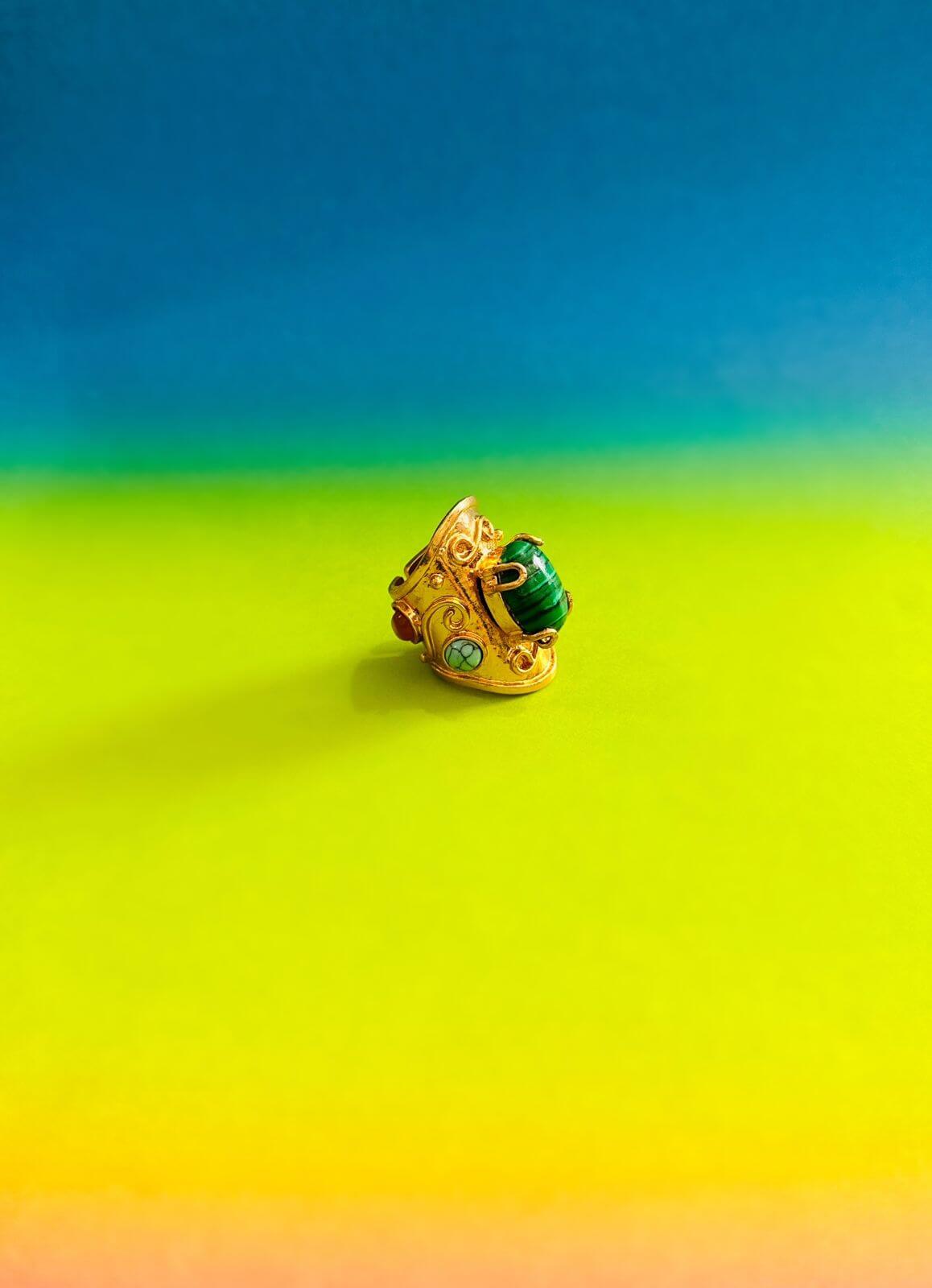 Anillo Corum
