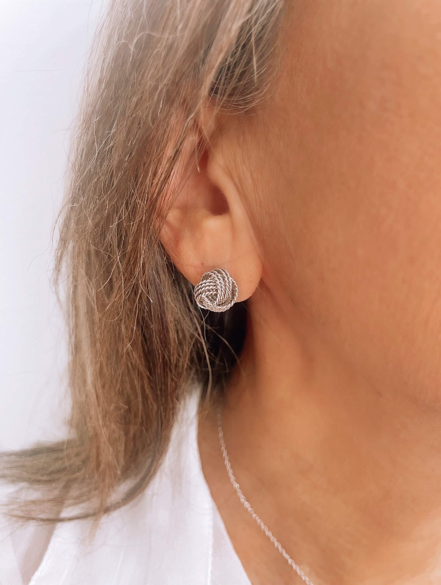 Aretes