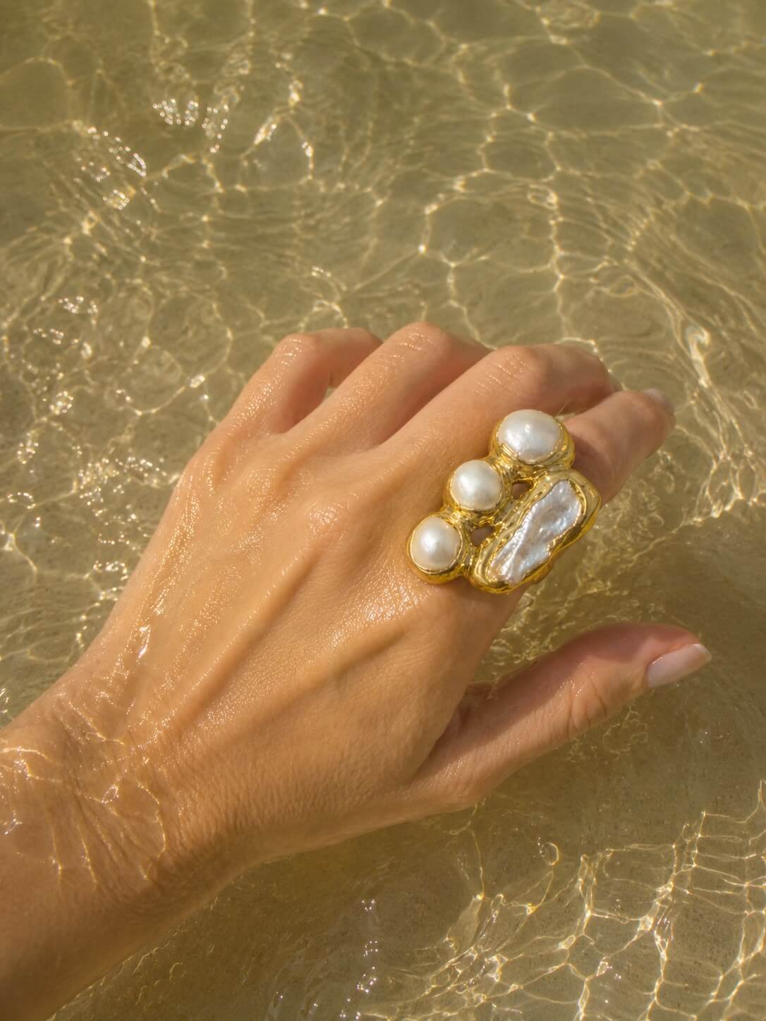 Anillo Asteria