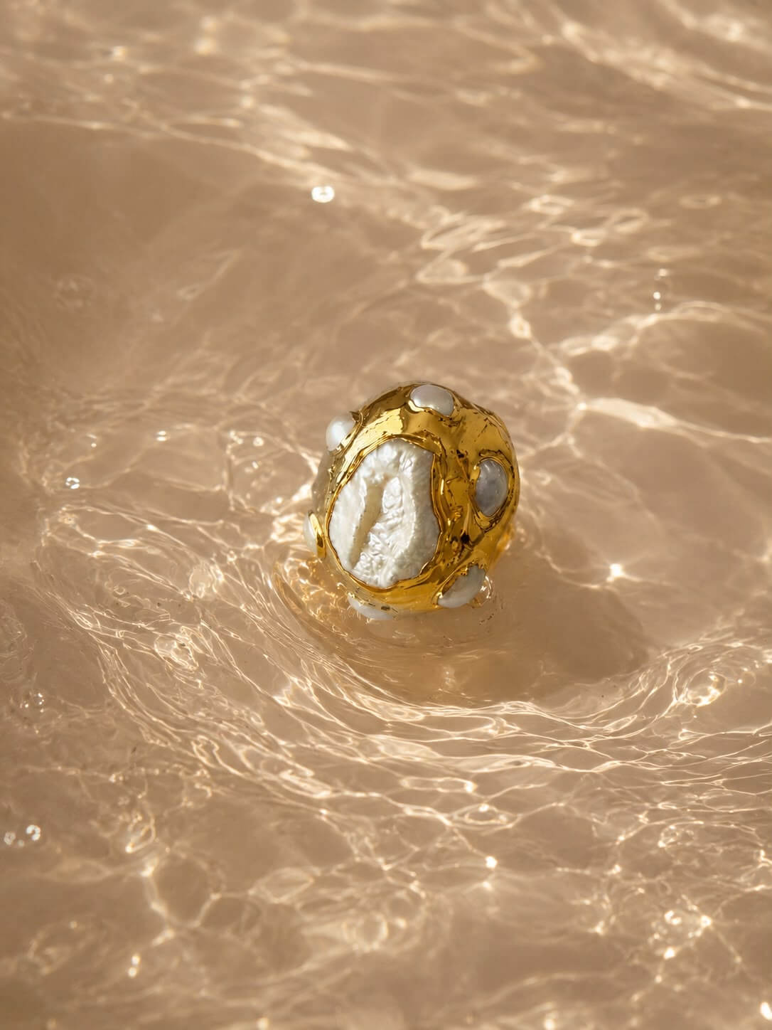 Anillo Elara